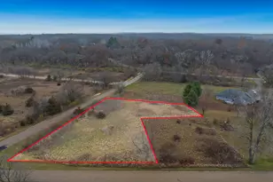 127 Flambeau Ln, Dixon, IL 61021 - Photo 1