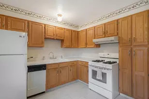 1321 S Finley Rd, Lombard, IL 60148 - Photo 8