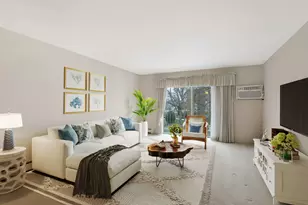 1321 S Finley Rd, Lombard, IL 60148 - Photo 4