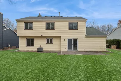 20 S Parliament Way, Mundelein, IL 60060 - Photo 20