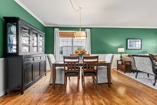 38 E Meadow Dr, Cortland, IL 60112 - Photo 10