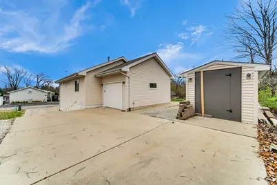 134 Fossil Lake Road, Wilmington, IL 60481 - Photo 4