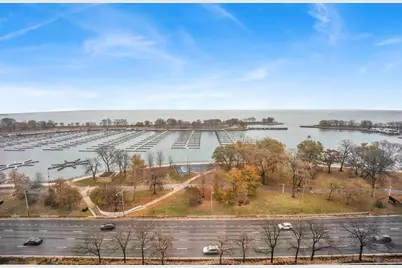 3300 N Lake Shore Drive #13C, Chicago, IL 60657 - Photo 8