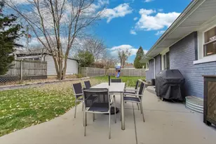 591 S Park Rd, Lombard, IL 60148 - Photo 30