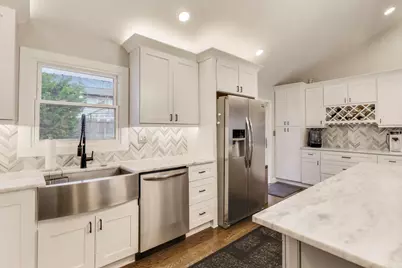 591 S Park Road, Lombard, IL 60148 - Photo 6