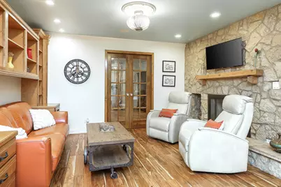 39 Mockingbird Lane, Oak Brook, IL 60523 - Photo 14