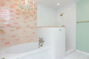 39 Mockingbird Ln, Oak Brook, IL 60523 - Photo 32