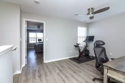 2084 Canyon Creek Court, Aurora, IL 60503 - Photo 14