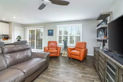 2084 Canyon Creek Court, Aurora, IL 60503 - Photo 10