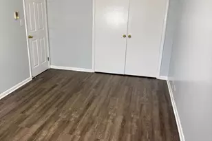 1110 W 18th St, Broadview, IL 60155 - Photo 10