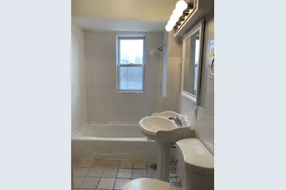 7749 S Muskegon Avenue, Chicago, IL 60649 - Photo 8