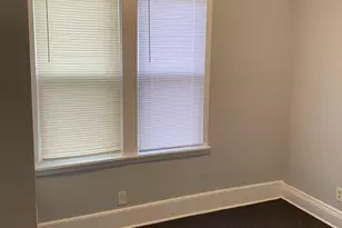 7749 S Muskegon Ave, Chicago, IL 60649 - Photo 10