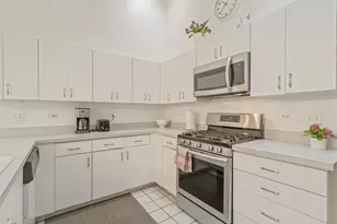1042 Braemoor Dr, Downers Grove, IL 60515 - Photo 6