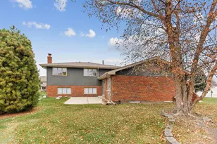 8926 Butterfield Ln, Orland Park, IL 60462 - Photo 30