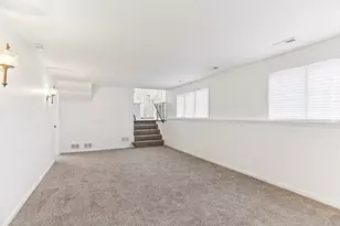 8926 Butterfield Ln, Orland Park, IL 60462 - Photo 16