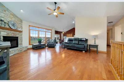 7082 Brimmer Way, Cherry Valley, IL 61016 - Photo 8