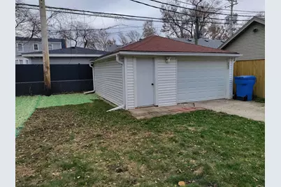 10455 S Spaulding Avenue, Chicago, IL 60655 - Photo 2