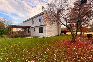 1155 Hanover Dr, Batavia, IL 60510 - Photo 32