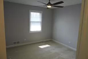 407 Beechwood Dr, Westmont, IL 60559 - Photo 16