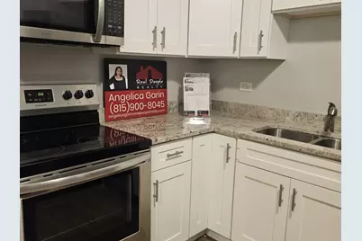 125 W Elk Trail #124, Carol Stream, IL 60188 - Photo 4