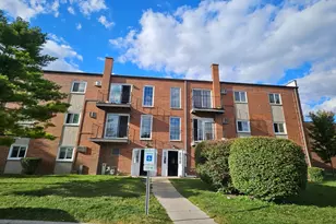 125 W Elk Trail, Carol Stream, IL 60188 - Photo 1