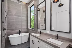 6556 S Minerva Ave, Chicago, IL 60637 - Photo 10