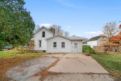 320 E Dekalb Street, Somonauk, IL 60552 - Photo 4