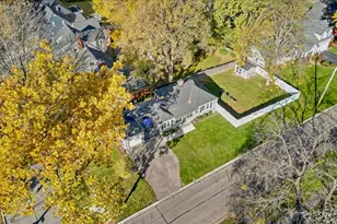 625 S Harrison St, Batavia, IL 60510 - Photo 30