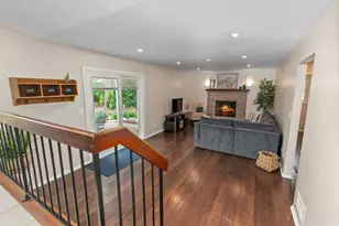 1211 Parliament Ct, Libertyville, IL 60048 - Photo 8