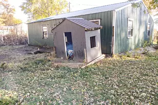 2112 E 2400 Rd, Watseka, IL 60970 - Photo 4