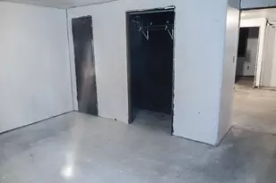 2112 E 2400 Rd, Watseka, IL 60970 - Photo 10