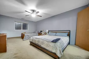 2034 Manico Ct, Crest Hill, IL 60403 - Photo 8