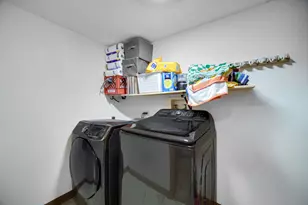 2034 Manico Ct, Crest Hill, IL 60403 - Photo 12