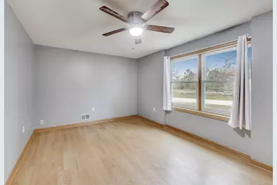 5695 S Park Place Drive, Rochelle, IL 61068 - Photo 26