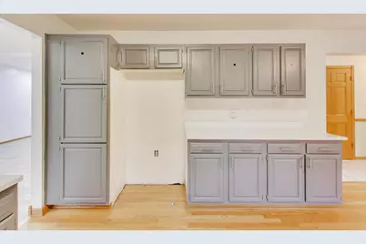 5695 S Park Place Drive, Rochelle, IL 61068 - Photo 10