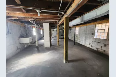 303 W 153rd Place, Calumet City, IL 60409 - Photo 14