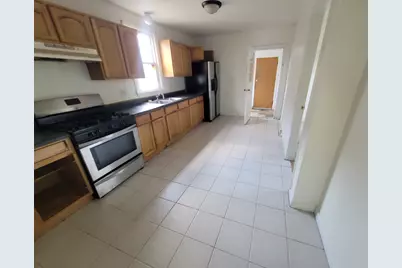 303 W 153rd Place, Calumet City, IL 60409 - Photo 10