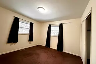 2720 Gilboa Ave, Zion, IL 60099 - Photo 14