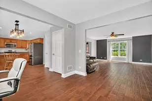 1110 S Sandstone Dr, Diamond, IL 60416 - Photo 12