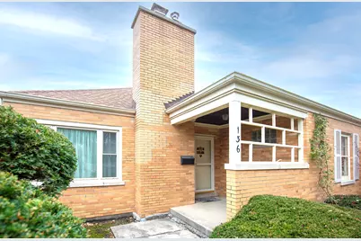 136 S Wisconsin Avenue, Villa Park, IL 60181 - Photo 6