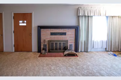 136 S Wisconsin Avenue, Villa Park, IL 60181 - Photo 30