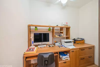 301 Lake Hinsdale Drive #404, Willowbrook, IL 60527 - Photo 14