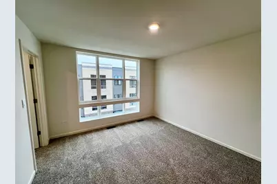 377 Summit Circle, Lombard, IL 60148 - Photo 10