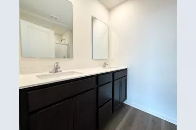 387 Summit Circle, Lombard, IL 60148 - Photo 10