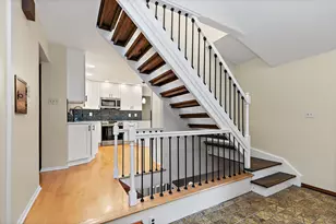 2916 Skyline Dr, Crystal Lake, IL 60012 - Photo 12