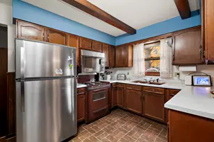 1611 Quail Dr, Saint Anne, IL 60964 - Photo 6