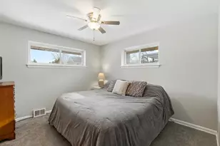 510 S Chase Ave, Lombard, IL 60148 - Photo 8