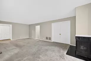 [Address not provided], Oakbrook Terrace, IL 60181 - Photo 18