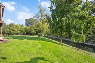 [Address not provided], Oakbrook Terrace, IL 60181 - Photo 32
