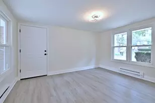 6750 N Kostner Ave, Lincolnwood, IL 60712 - Photo 12